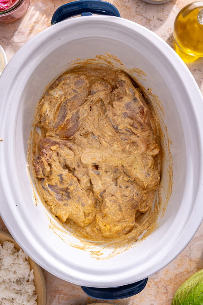 slow cooker chicken shawarma