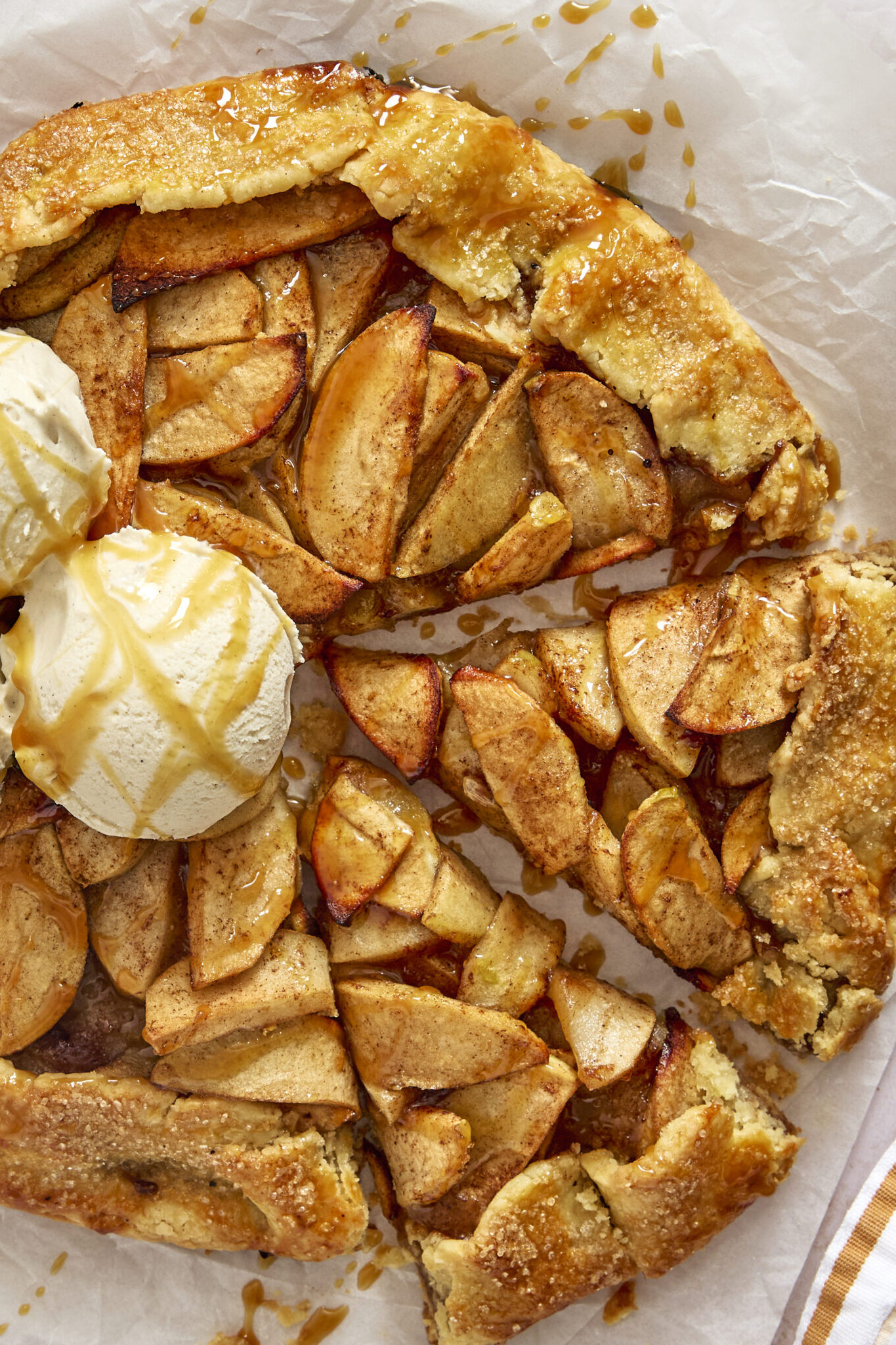 caramel apple galette