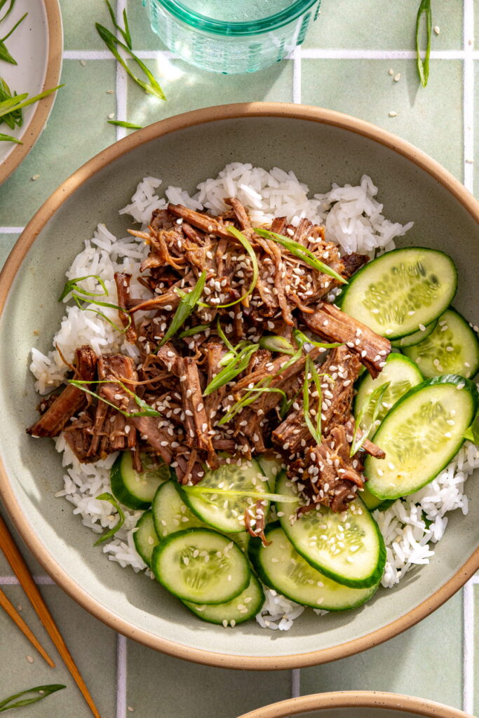 slow cooker saucy miso beef bowl